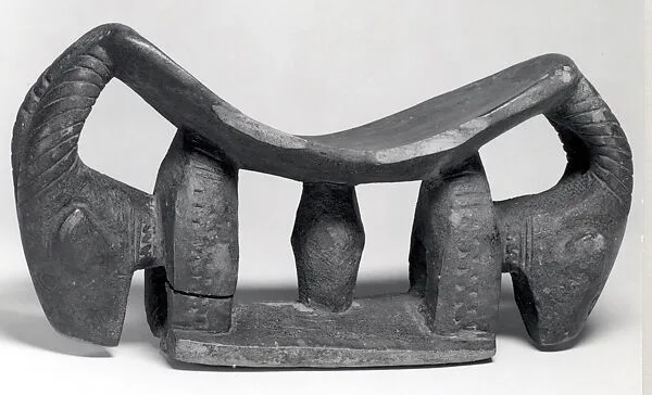 Headrest: Zoomorphic Heads — Unknown