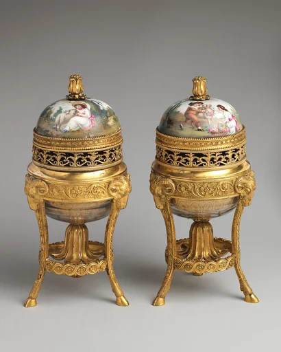 Pair of cassolettes