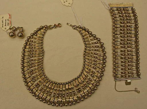 Jewelry set