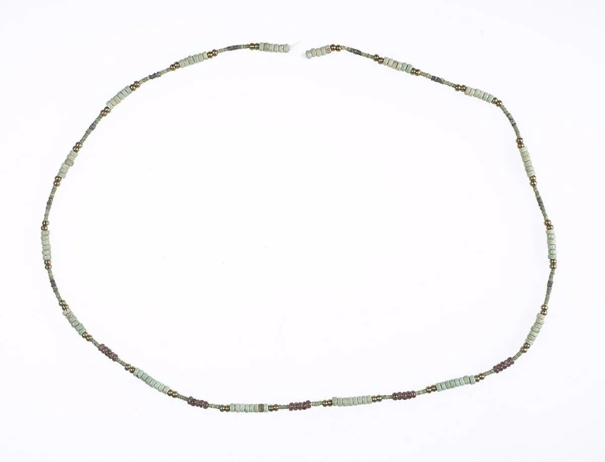 Hepy, String of beads — Unknown