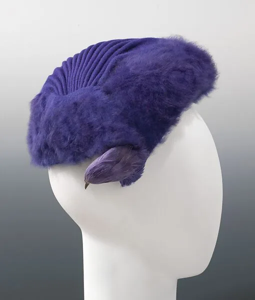 Hat — Claude Saint-Cyr