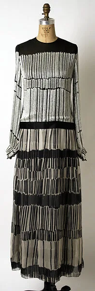Evening dress — James Galanos