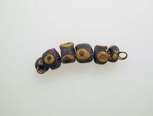 Beads, 6