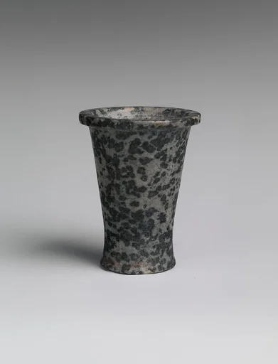 Toilet vase