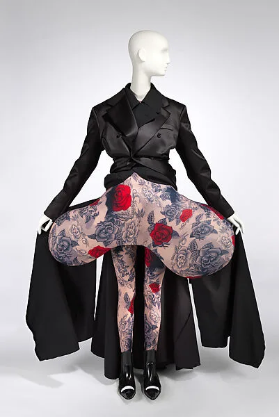 Ensemble — Comme des Garçons|Rei Kawakubo