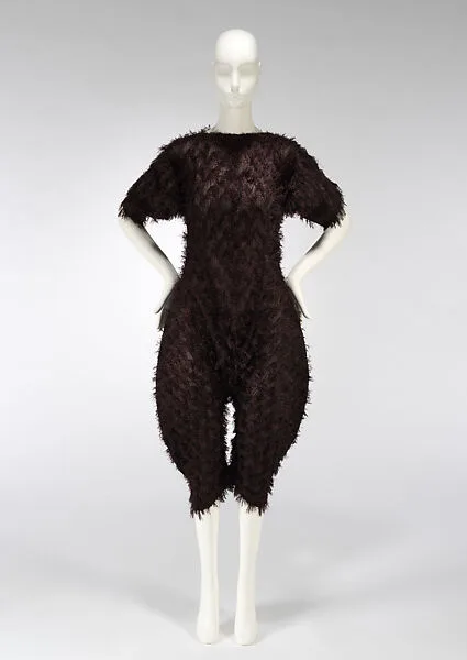 "Monkey Pleats" — Issey Miyake