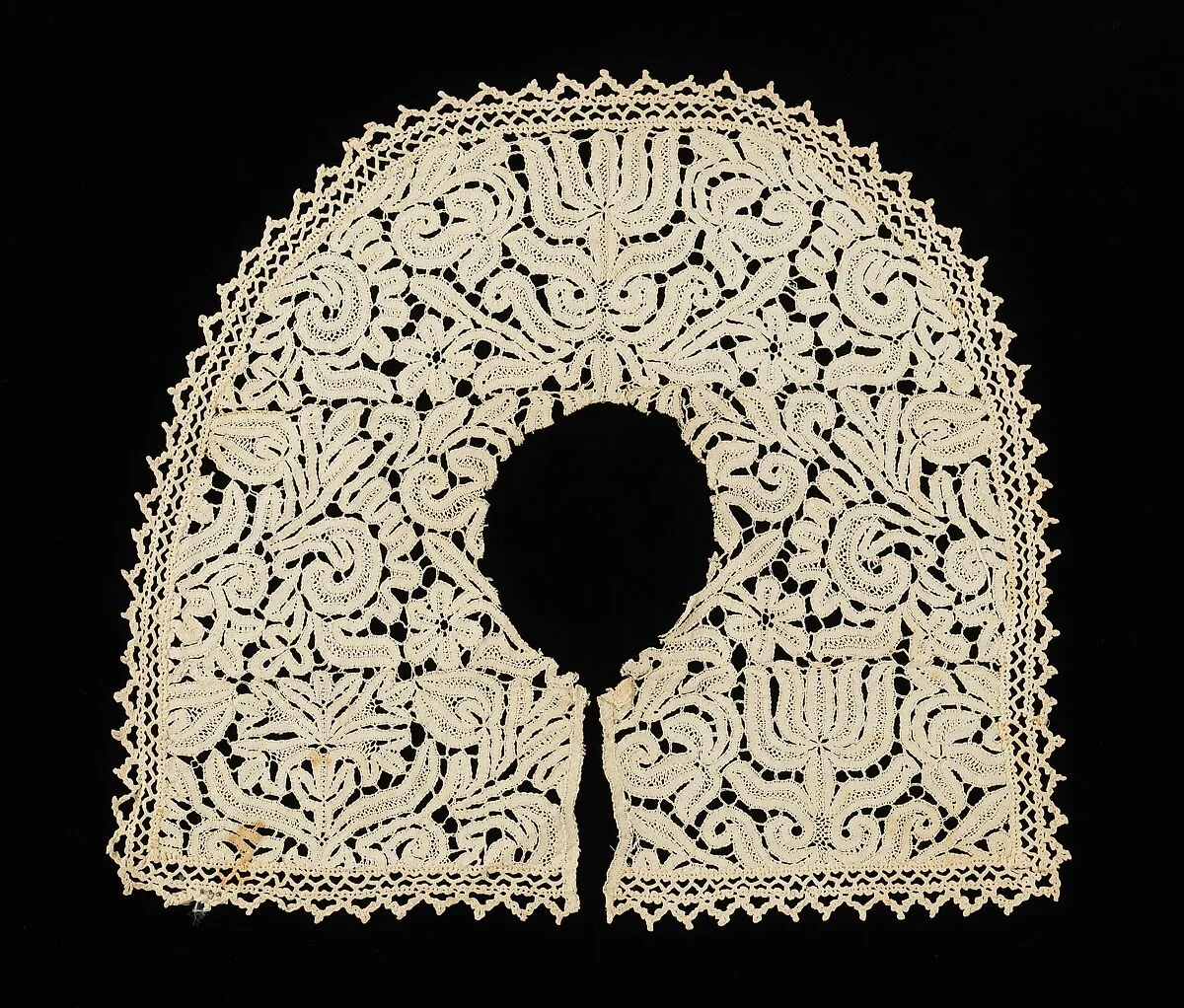 Collar — Unknown