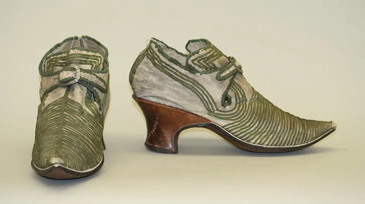 Shoes — Unknown