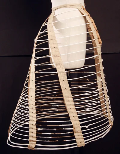 Cage crinoline