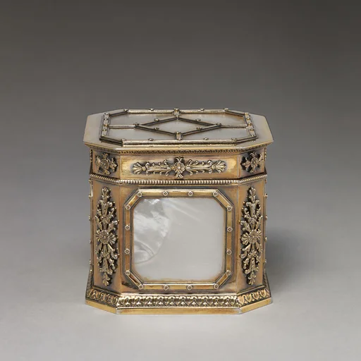 Small square box