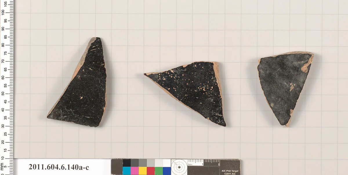Terracotta fragments of open shapes — Unknown