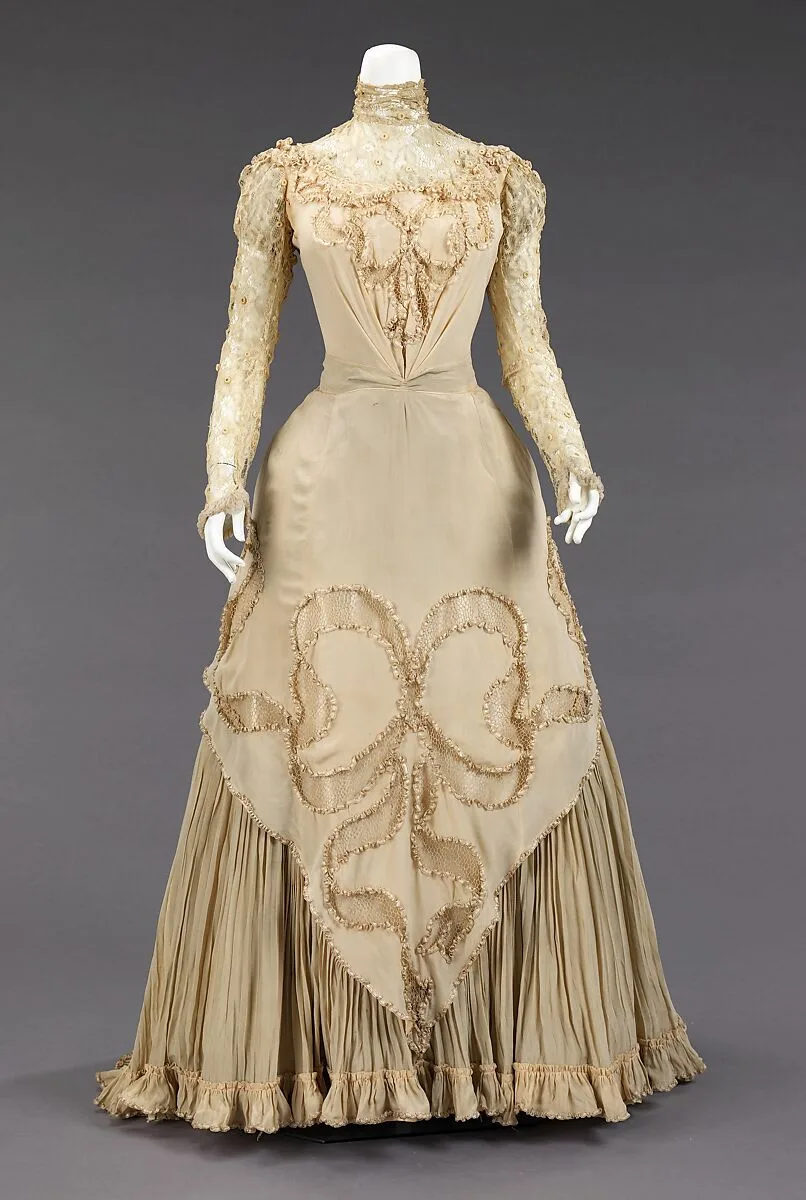 Evening dress — Herbert Luey