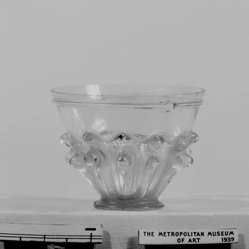 Wineglass fragment