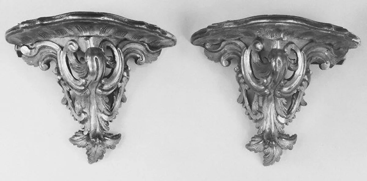 Pair of wall brackets — Unknown
