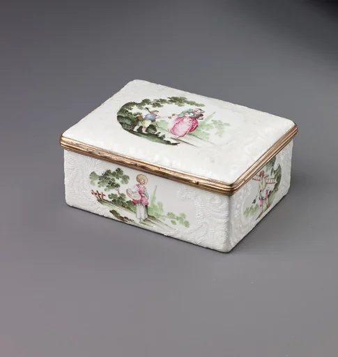 Snuffbox