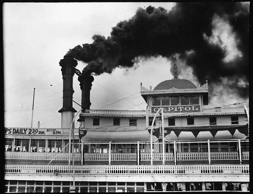 [Steamboat Capitol, New Orleans, Louisiana]