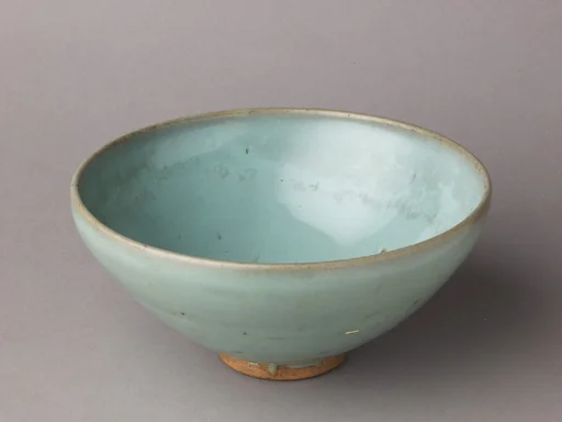 Deep bowl, Jun ware
