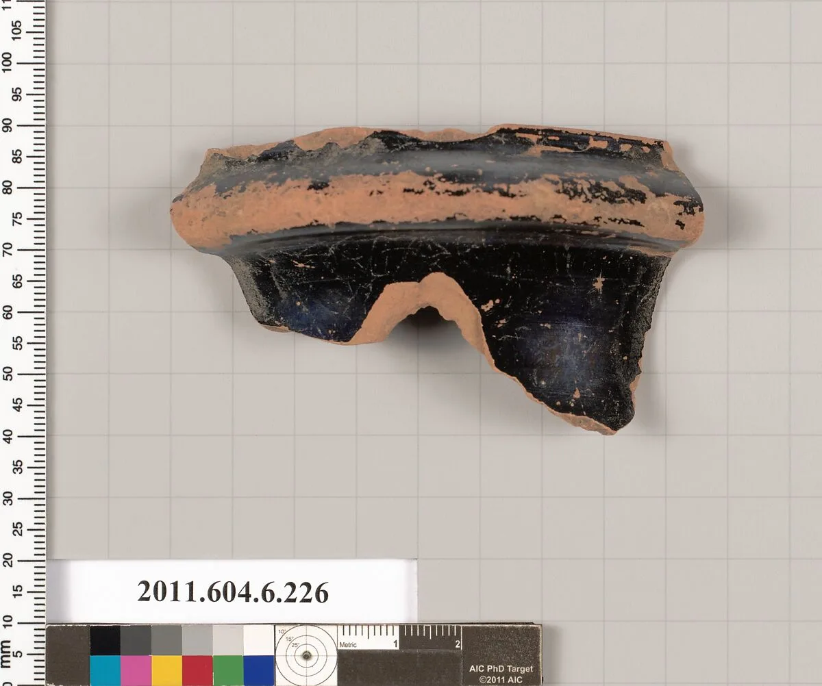 Terracotta fragment of a pyxis (box) ? — Unknown