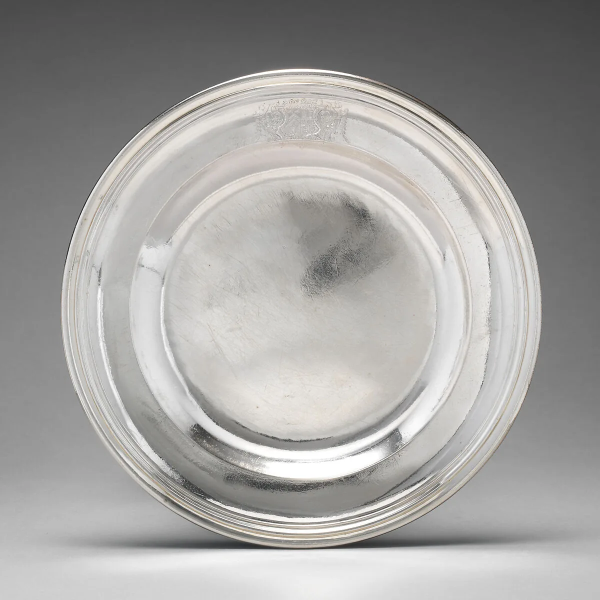 Dinner plate with English arms (one of a group of four) — Richard Bayley