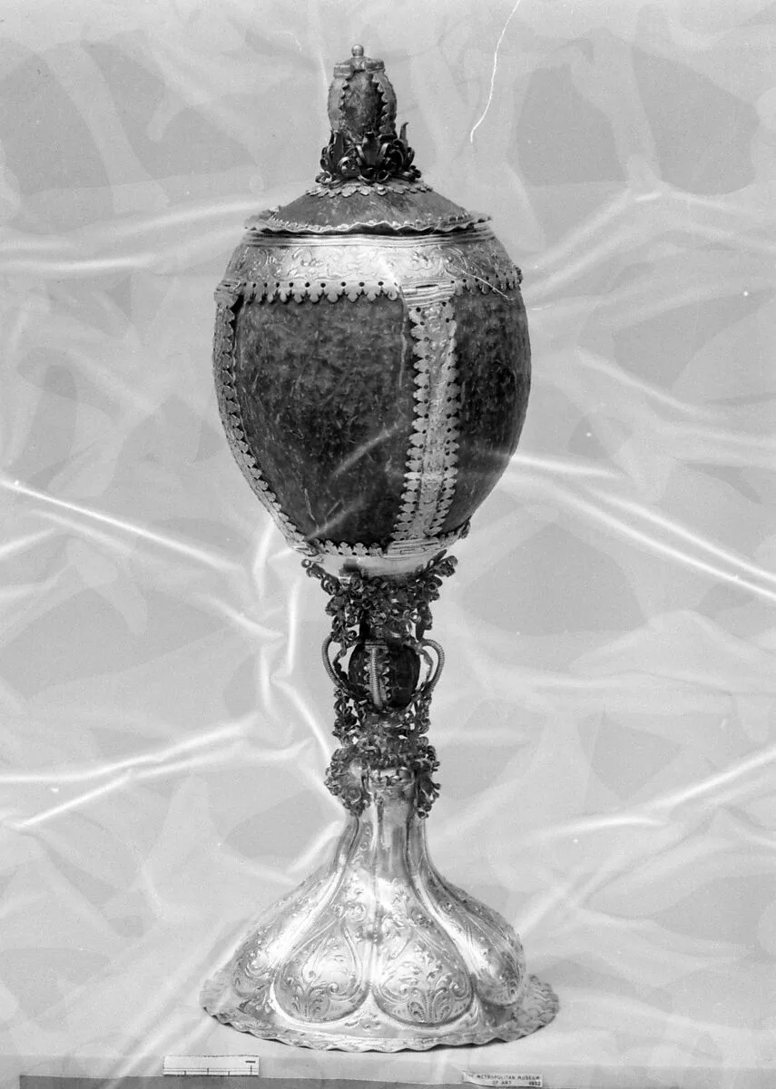 Cup with cover — Unknown