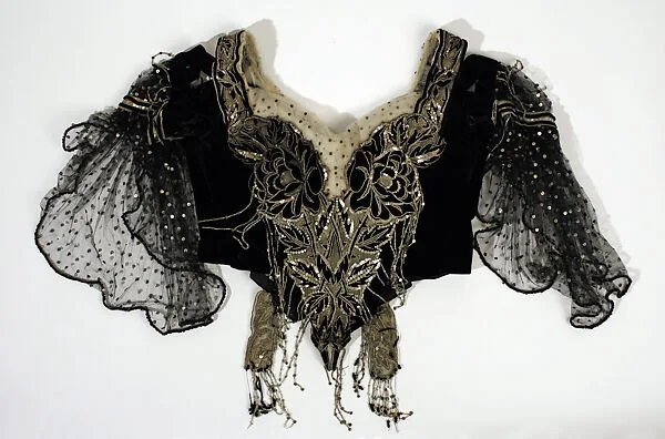 Ball gown — House of Worth
