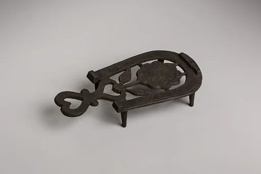 Trivet
