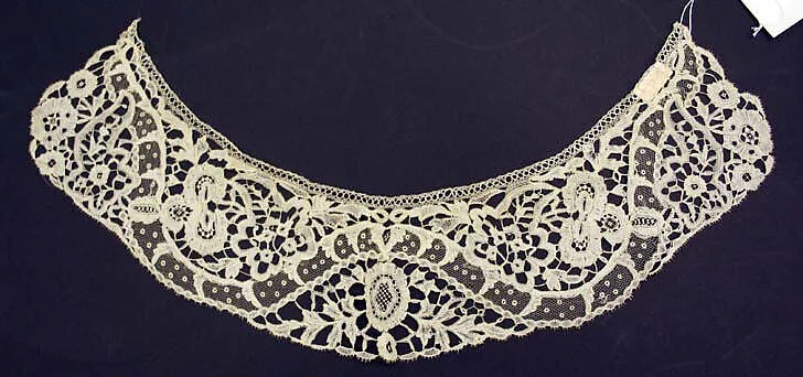 Collar — Unknown