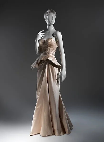 Evening dress — Charles James