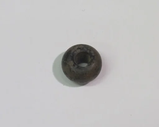 Plain bead