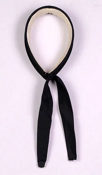 Collar — Unknown