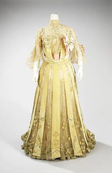 Evening dress — Jacques Doucet