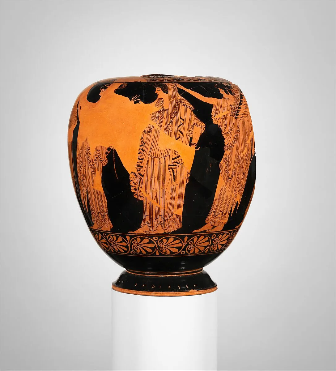Two fragments of a terracotta oinochoe, joins 1981.11.9 — Euthymides, Potter
