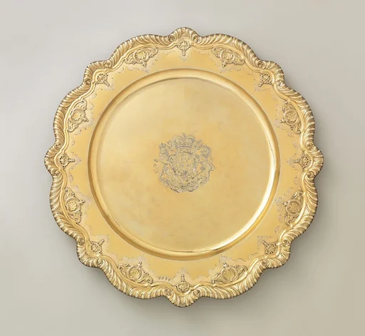Sideboard dish
