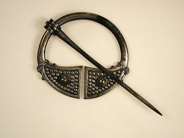 Penannular Brooch — Unknown