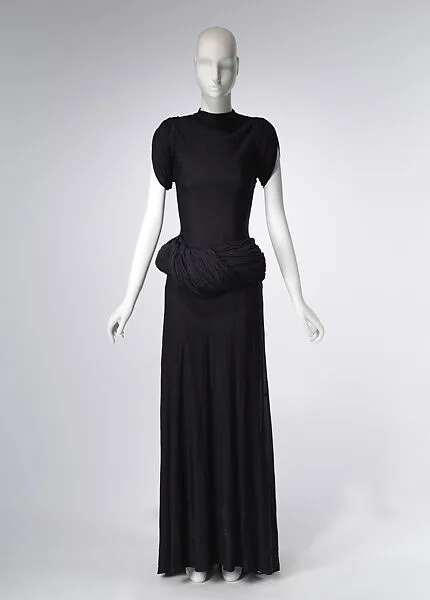 Dress — Madame Grès (Germaine Émilie Krebs)