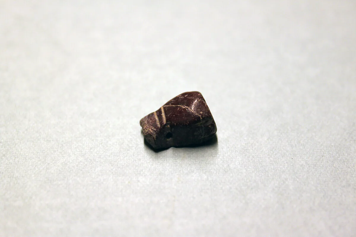 Bead — Unknown