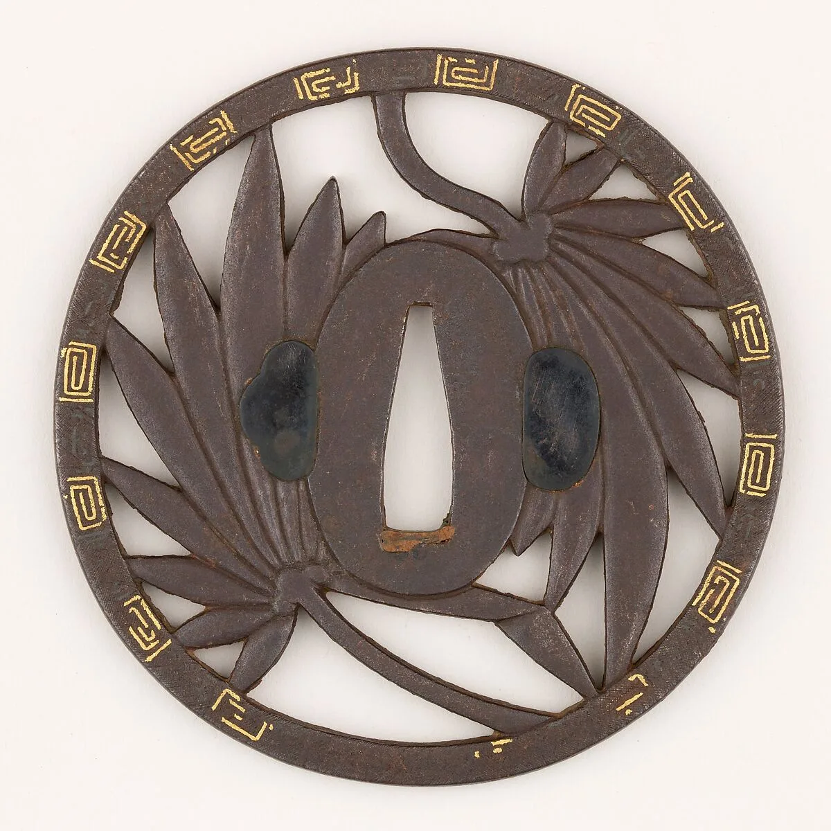 Sword Guard (<i>Tsuba</i>) Depicting (Chinese Windmill) Palm Branches (棕櫚透鐔) — Unknown
