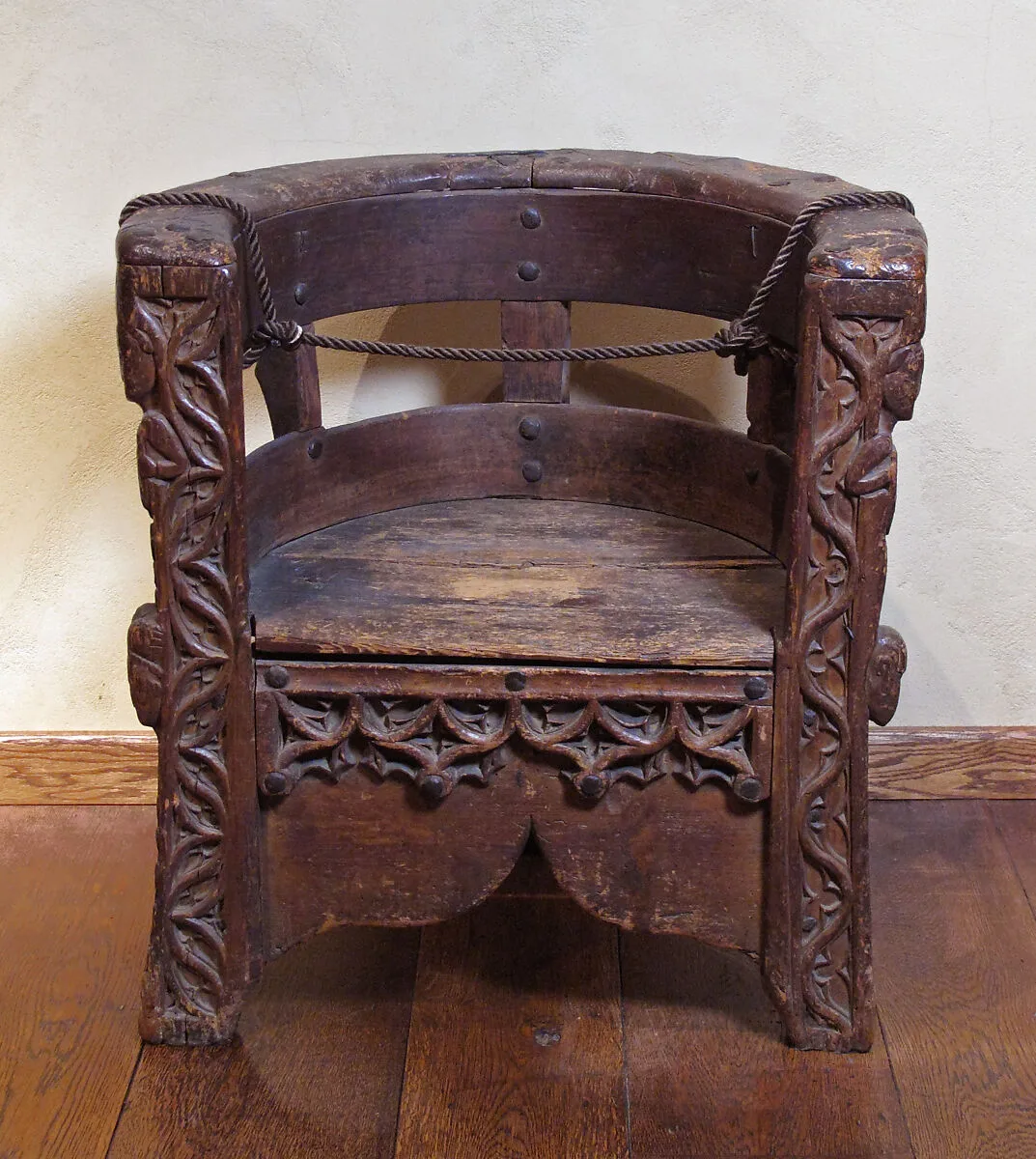 Chair — Unknown