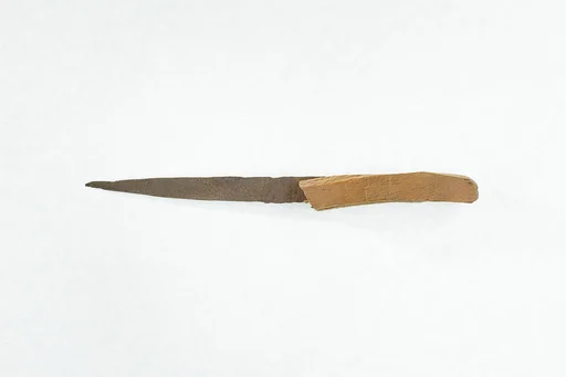 Model Saw from a Foundation Deposit