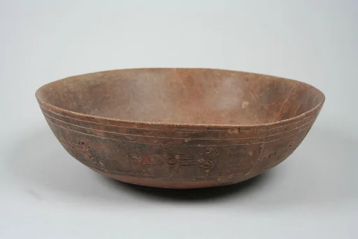 Incised bowl with birds