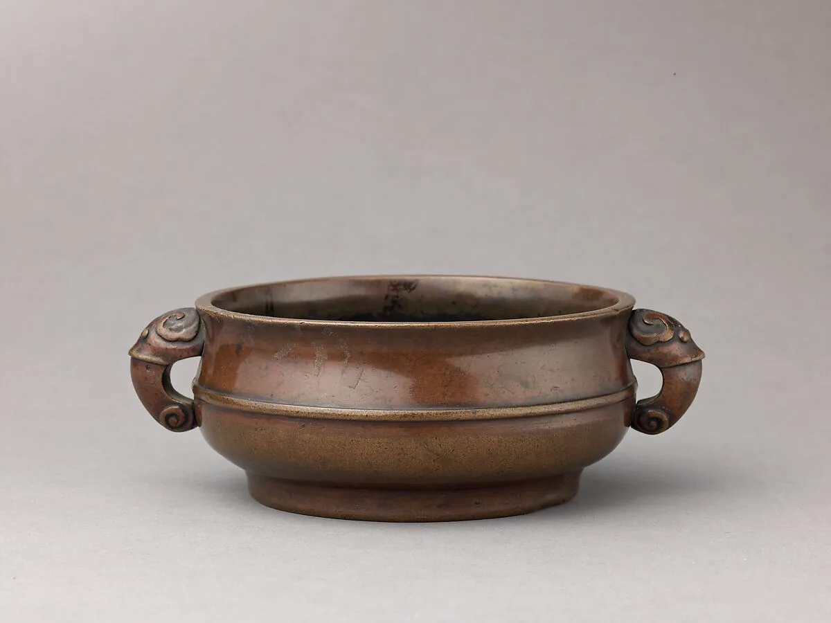 Censer with elephant-shaped handles — Chinese