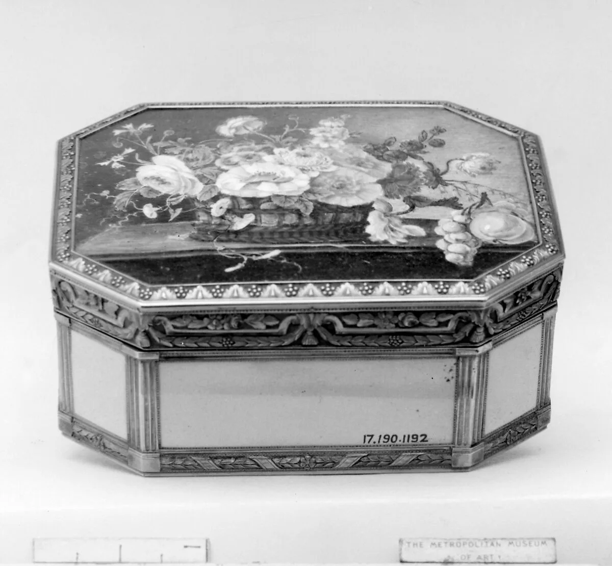 Snuffbox — Unknown