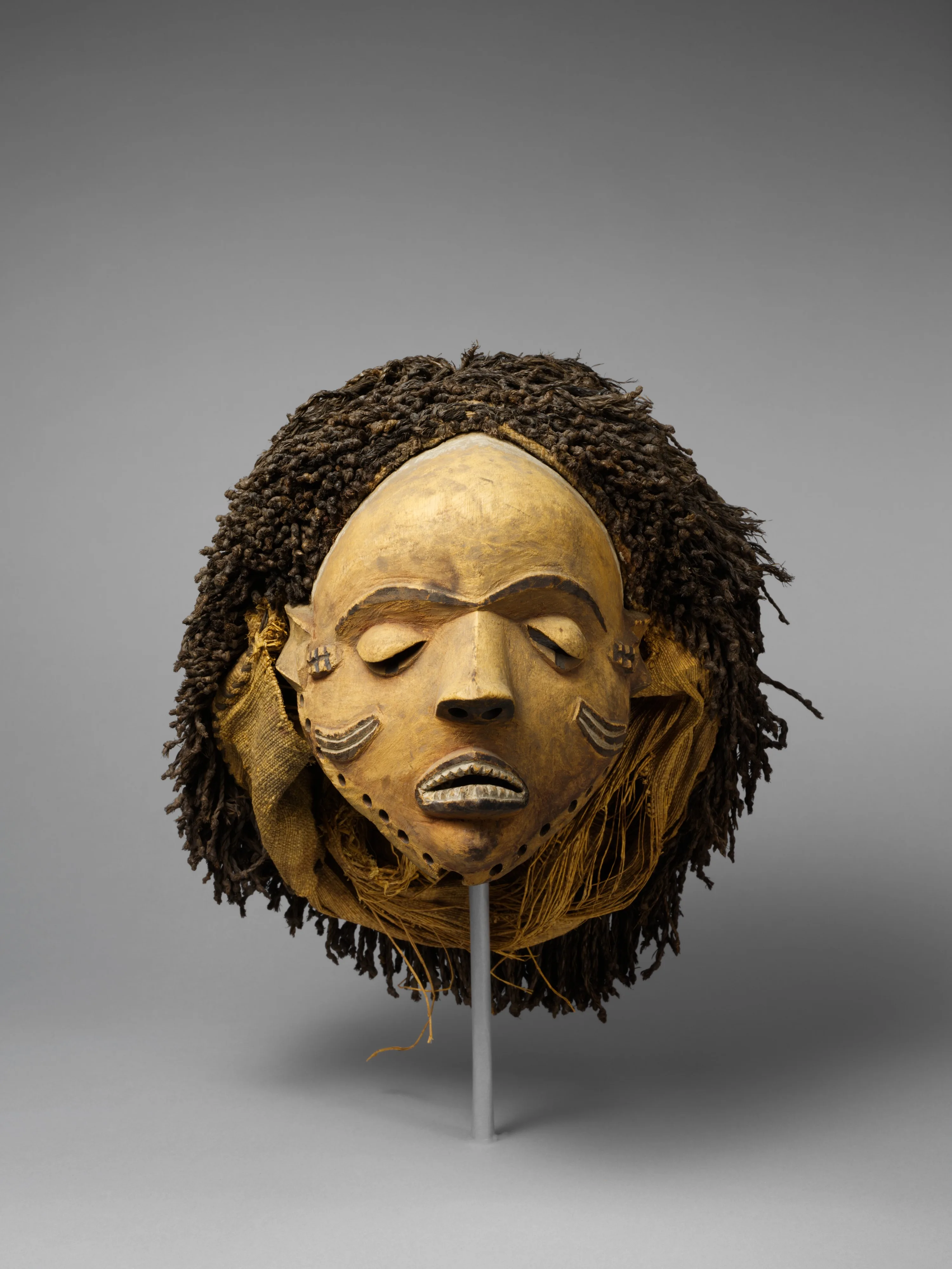 Female Mask (Gambanda) — Unknown