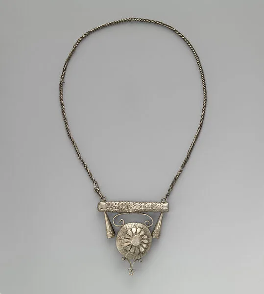 Necklace: Pendant — Unknown