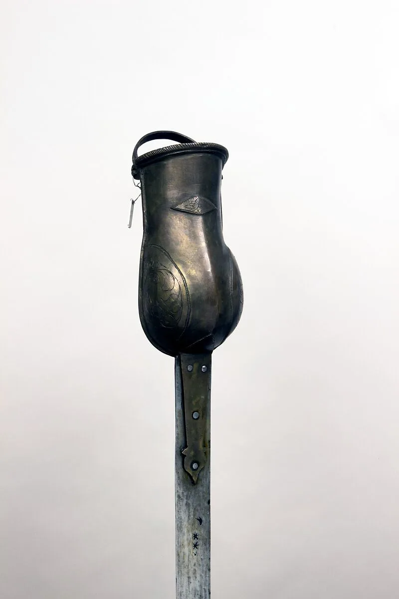 Gauntlet Sword (Pata) — Unknown