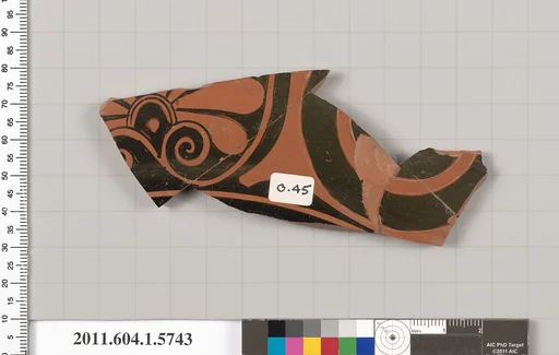 Terracotta fragment of a kylix: eye-cup (drinking cup)