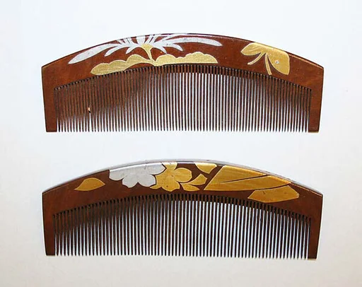 Comb