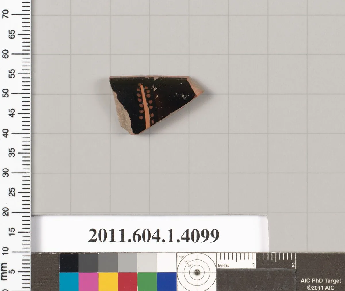 Terracotta rim fragment of a kylix (drinking cup) — Unknown