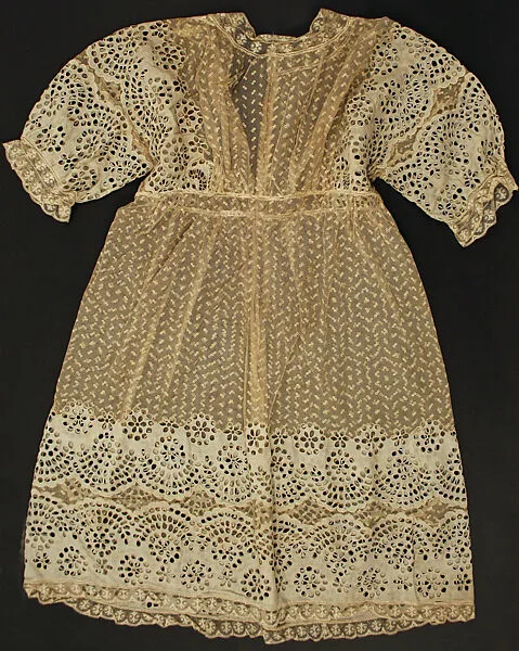 Dress — Aux Mille and Une Nuits