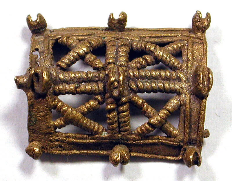 Gold Weight: Shield — Unknown